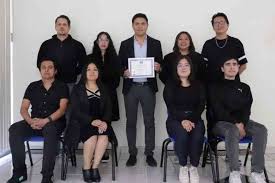 Refrenda UAEH excelencia digital; gana Premio OX por 12 años consecutivos