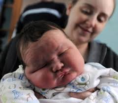 Amanda Byron had been forewarned by her doctors that she might have a bigger than average size baby after they saw her ultrasound. - Amanda-Byron-with-Johnathon