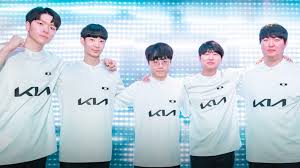 DPlus KIA players enter LoL Worlds 2024: “ShowMaker told me that he was 
actually bringing me to Worlds.”