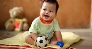 Resultado de imagen de bebes sentados
