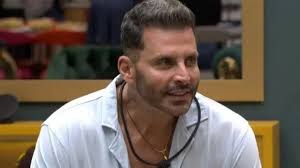 Convulsão, estresse extremo e saúde integral: o que especialistas explicam após a saída de Henri Castelli do 'BBB 26'