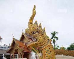 Image of Naga railing and elephant statues at Preah Ang Thom Pagoda entrance