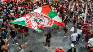 Desfile das Campeãs: veja horários e ordem das escolas que voltam ao Anhembi neste sábado