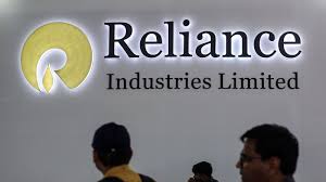 Reliance Industries stock near all-time high: Is it a buy at just 4.6 % below peak?