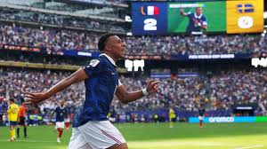 هدف واحد يفصل مبابي عن ميسي ولقب الهداف التاريخي لكأس العالم