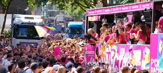 CSD Köln 2025: Angst und Stolz überschatten die Parade - Imagen principal del artículo