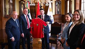 Gobernador de Nuevo León recibe a Lekjaa y respalda a Marruecos antes del pulso con Países Bajos