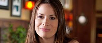 Holly Marie Combs als Ella Montgomery in der US-Serie „Pretty Little Liars“