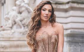 Patrícia Poeta representa Brasil em Cannes com prêmio inédito: 'Gratidão'