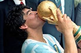 Resultado de imagen para diego armando maradona la mano de dios