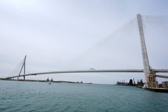Canada holds solo ceremony for new $4.5bn bridge to US amid tariff troubles with Trump