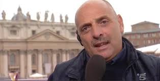 paolo brosio le iene. Lo scorso martedì, è ripartita in prima serata la nuova edizione de Le Iene, la trasmissione in onda su Italia 1 e che vede anche per ... - paolo-brosio-le-iene