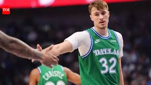 Is Cooper Flagg playing tonight vs the Charlotte Hornets? Latest update on the Dallas Mavericks star's in