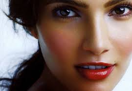 Beauty Model Theresa Moore - theresa-moore-beauty-model-red-lips-01-tb