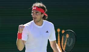Tsitsipas cierra la página con Badosa y se muestra con su nueva novia