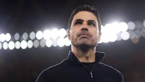 How does Mikel Arteta prepare Arsenal for the title clash against Man City?