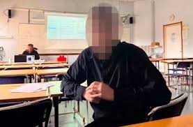 Sverdangrepet i Sverige: Skal ha gått til angrep på den «første og beste»