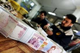 افزایش مبلغ عیدی کارگران در سال ۱۴۰۴ | حداقل عیدی کارگران 31/000/000 تومان شد
