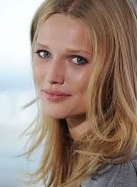 Celebrity Paradise Com Toni Garrn Otto. Is this Toni Garrn the Model? Share your thoughts on this image? - celebrity-paradise-com-toni-garrn-otto-1901703040