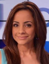 Crystal Ayala has left the anchor desk at KUVN-23, the Univision O&amp;O in Dallas, to become an investigative reporter at KXLN-45, Univision Houston. - Crystal-Ayala2-e1404327361536-228x300