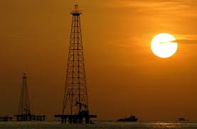 Exxon, Chevron Cautious on Venezuela as Trump Urges Oil Growth