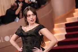 Aimee Lou Wood Arrives Hand-in-Hand With British Actor Adam Long at the 2026 Golden Globes