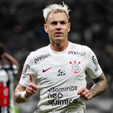 Corinthians: 'Manda o Memphis embora e contrata o Roger Guedes', sugere PVC
