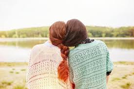Resultado de imagem para duas irmãs amigas