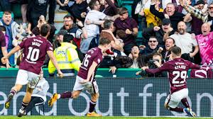 Hearts leave it late to sink nine-man Hibernian and capitalize on Rangers loss