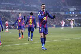 Lewandowski w krainie olbrzymów. Top 10 strzelców w historii Barçy na wyciągnięcie ręki