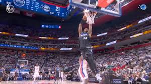 Wendell Carter Jr.'s Steal and Slam