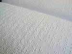 Textos en sistema Braille.