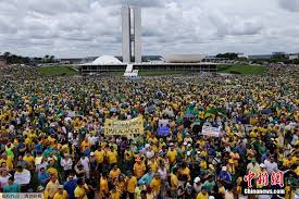 Resultado de imagem para fotos das manifestacoes contra dilma