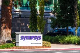 Synopsys slides even as it boosts full-year guidance on back of strong Q3 results (SNPS:NASDAQ)