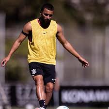 Zakaria agrada a Diniz e é favorito para substituir Garro no Corinthians