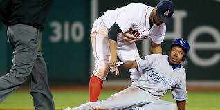 Royals, MLB officials announce passing of former player