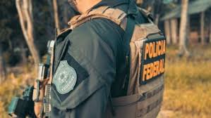 Após buscas, PF vai analisar dados e ouvir suspeitos sobre vazamento