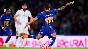 Robert Morales hizo el RIDÍCULO del año en el Pumas vs Toluca, fallando gol sin portero (VIDEO)