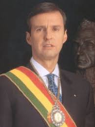 JORGE QUIROGA RAMIREZ ( 2001 - 2002 ). Lugar y fecha de nacimiento: Cochabamba - 5 de mayo de 1960. - Presidente-JorgeQuiroga