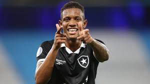 Palmeiras ganha concorrência do Manchester United em 'sonho' de tirar Danilo do Botafogo