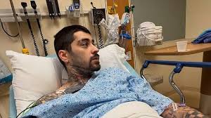 Jest w szpitalu, odwołuje koncerty. Rodzina zabrała głos