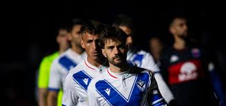 ¡Platense vs. Vélez! Choque de Campeones Imperdible en Vicente López - Imagen ilustrativa del artículo