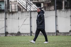 "A equipe tem margem para evolução", diz técnico do Caxias antes de enfrentar o líder