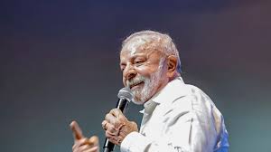 Ao vivo: Lula vai à abertura de feira na Embrapa
