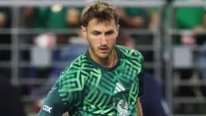 México vs Estados Unidos: Santiago Gimenez comete 'osote' y deja ir la oportunidad de abrir el marcador