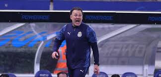 Con el apoyo de nuestra afición, iremos por el triunfo en la Vuelta - Gabriel Milito