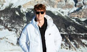 Jannik Sinner: Ascenso meteórico y el secreto de su éxito alpino