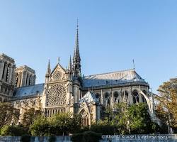 Gambar Notre Dame Cathedral in Paris architecture