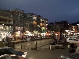  The beauty of the Manali city 