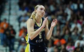 Paige Bueckers Reveals Surprising Food Dislike: 'It's Just Gross' - Imagen principal del artículo